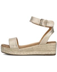 Aiyana - Schoenen ,Geel ,Suède Gouden Sleehak Sandalen Voor De Zomer - Lyst