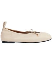 Alohas - Crème Leren Ballerina Schoenen - Lyst