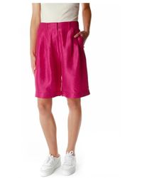 Munthe - Klassieke Shorts Met Hoge Taille En Riemlussen - Lyst