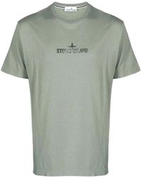 Stone Island - T-shirt in cotone verde salvia con stampa del logo - Lyst