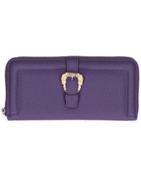 Versace - Portafogli viola - collezione di stile - Lyst