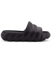 Moncler - Schwarze Sandalen Mit Logo-Patch - Lyst