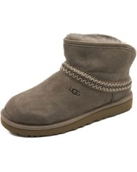 UGG - Schoenen ,Suède Classic Mini Crescent - Lyst