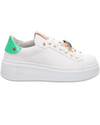 GIO+ - Sneakers in pelle bianca con inserti verdi e rosa - Lyst