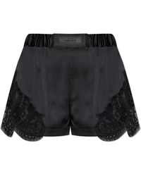 Versace - Korte Broeken ,Zwart ,Satijn Shorts Met Kanten Inzetstukken - Lyst