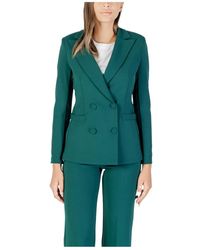 Rinascimento - Grüner Blazer Mit V-Ausschnitt Und Knopfverschluss - Lyst