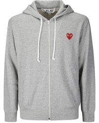 COMME DES GARÇONS PLAY - Grijze Sweatshirt Met Rood Emblem - Lyst