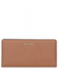 Michael Kors - Accessoires ,Bruin ,Leer Bryant Large Portemonnee Met Drukknoop Van Gekorreld Leer - Lyst