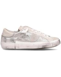 Philippe Model - Schoenen ,Grijs ,Leer Vintage Zilveren Leren Lage Sneakers - Lyst