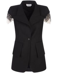 McQueen - Schwarzer Mantel Mit Knöpfen Und Taschen - Lyst