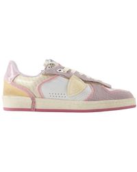 Philippe Model - Schoenen ,Veelkleurig ,Leer Leren Sneakers Met Amandelvormige Neus - Lyst