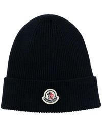 Moncler - Accessoires ,Blauw ,Wol Blauwe Geribbelde Beanie Wol Logo - Lyst
