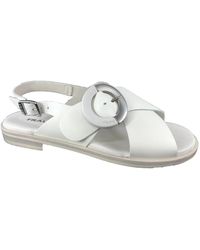 Frau - Flat Sandals - Lyst