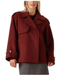 Modström - Jassen ,Rood ,Polyester Bordeaux Rode Jas Voor Vrouwen - Lyst
