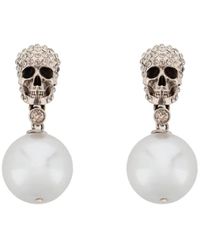 Alexander McQueen - Perlen skull ohrringe mit kristall pavé - Lyst