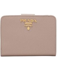 Prada - Accessoires ,Roze ,Leer Kleine Saffiano Leren Portemonnee - Lyst