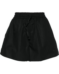 Moncler - Shorts de popelina con logo negro - Lyst