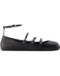 McQueen - Leder flats - Lyst