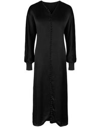 Envelope - Kleedjes ,Zwart ,Rayon Zwarte Maxi Jurk Met Knoopdetails - Lyst