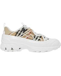 Burberry Arthur Sneakers Met Vintage Check - Wit