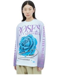 Burberry - T-shirt a maniche lunghe con stampa di rose - Lyst