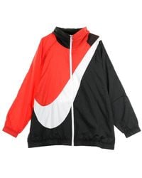 Nike - Dameswindjack W Swoosh Jkt Wvn Cb Zwart/Universiteitsrood/Wit - Lyst
