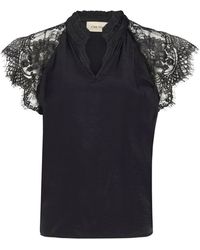 Cream - Spitzenbluse mit v-ausschnitt und spitzenärmeln - Lyst