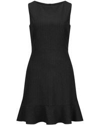 Nicowa - Elegantes Ärmelloses Kleid Mit Rüschen Saum - Lyst