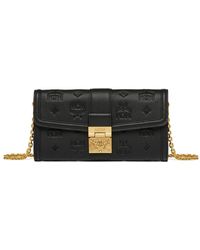 MCM - Accessoires ,Zwart ,Leer Tracy Portemonnee Van Geperst Leer Met Monogram En Kettingriem - Lyst