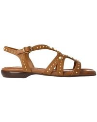 Ash - Kamel Leder Sandale Mit Goldenen Nieten - Lyst
