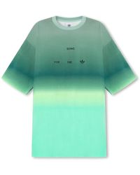 adidas Originals - Grünes zerstörtes logo t-shirt - Lyst