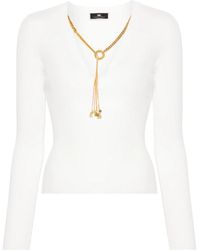 Elisabetta Franchi - Weißer pullover mit v-ausschnitt und goldkette,gerippter v-ausschnitt pullover mit goldener metallkette - Lyst