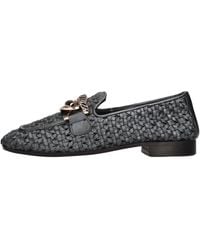 Emanuélle Vee - Flache Schuhe Grau - Lyst