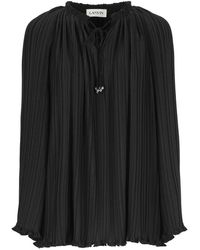 Lanvin - Blusa negra plisada con cuello en v - Lyst