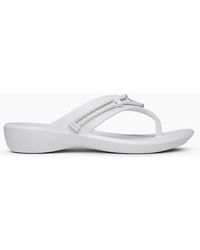 white minnetonka sandals