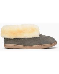 minnetonka sheepskin ankle boot