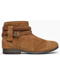 chaco montrose chukka