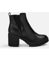 missguided chunky ankle boot in black