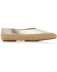 Gabriela Hearst - Strength Metallic Leather And Raffia Flats - Lyst