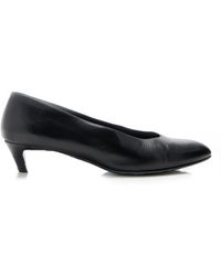 The Row - New Almond Leather Pumps - Lyst