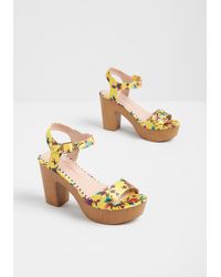 betsey johnson winslow dress sandals