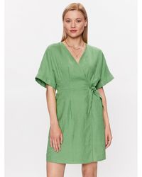 Benetton - Kleid Für Den Alltag 4Aghdv03C Grün Regular Fit - Lyst
