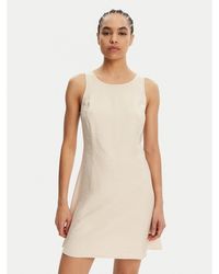 Calvin Klein - Kleid Für Den Alltag J20J225268 Regular Fit - Lyst