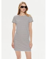 Vero Moda - Kleid Für Den Alltag Abby 10304718 Regular Fit - Lyst