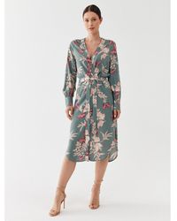 Vero Moda - Kleid Für Den Alltag Easy Laurel 10297341 Grün Regular Fit - Lyst