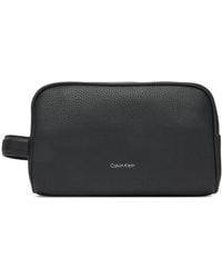 Calvin Klein - Kosmetiktasche Ck Must Washbag/Dopp Kit Lv04D1046G - Lyst