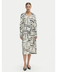 Tommy Hilfiger - Kleid Für Den Alltag Ww0Ww48934 Relaxed Fit - Lyst