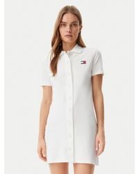 Tommy Hilfiger - Kleid Für Den Alltag Badge Dw0Dw20302 Regular Fit - Lyst