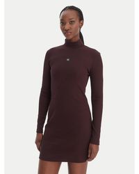 Calvin Klein - Kleid Für Den Alltag Lv047E204G Slim Fit - Lyst