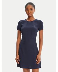 Tommy Hilfiger - Kleid Für Den Alltag Dw0Dw21120 Regular Fit - Lyst